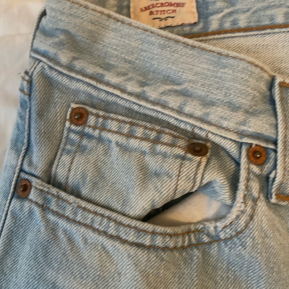 Vintage Y2k Abercrombie Light Wash Low-Rise Flare Jeans - Picture 4 of 13